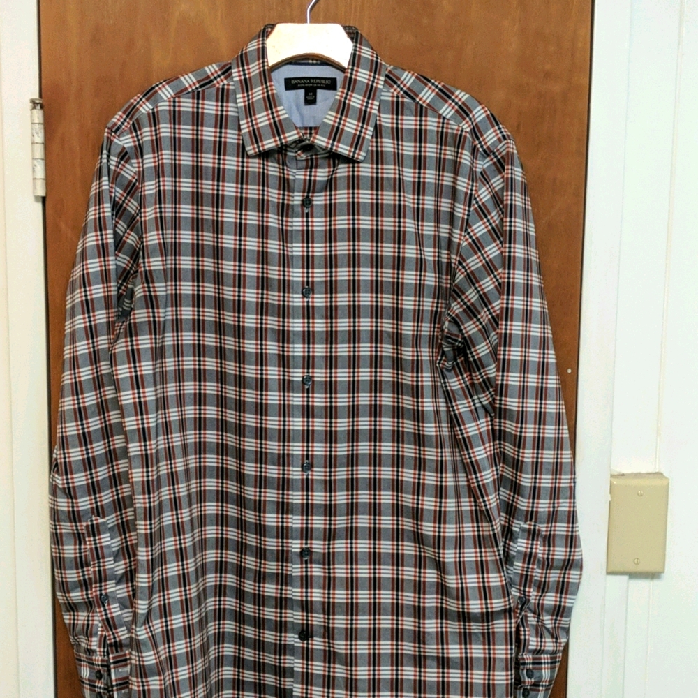 Banana Republic Non Iron Slim Fit